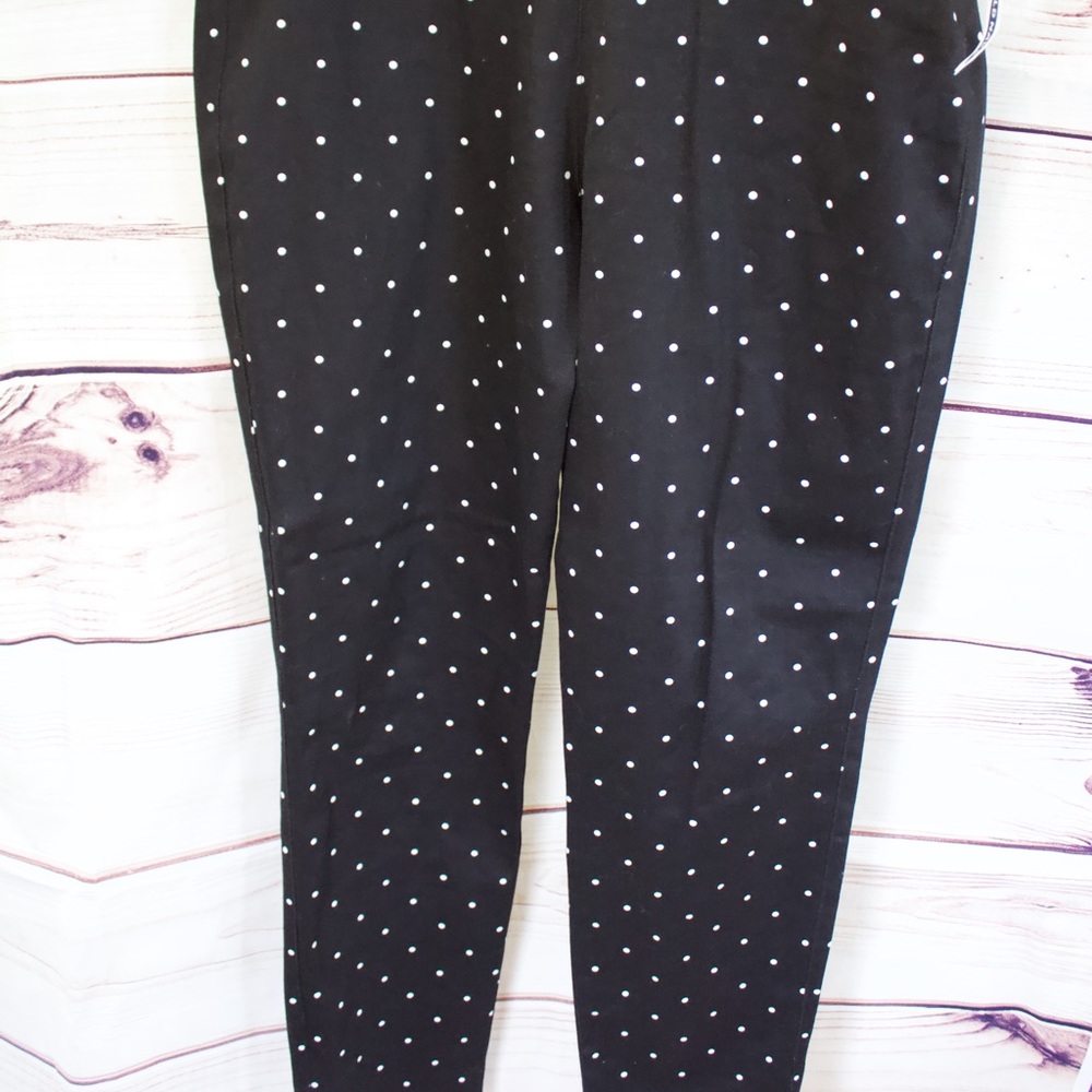 Old Navy Pixie Pants Polka Dots